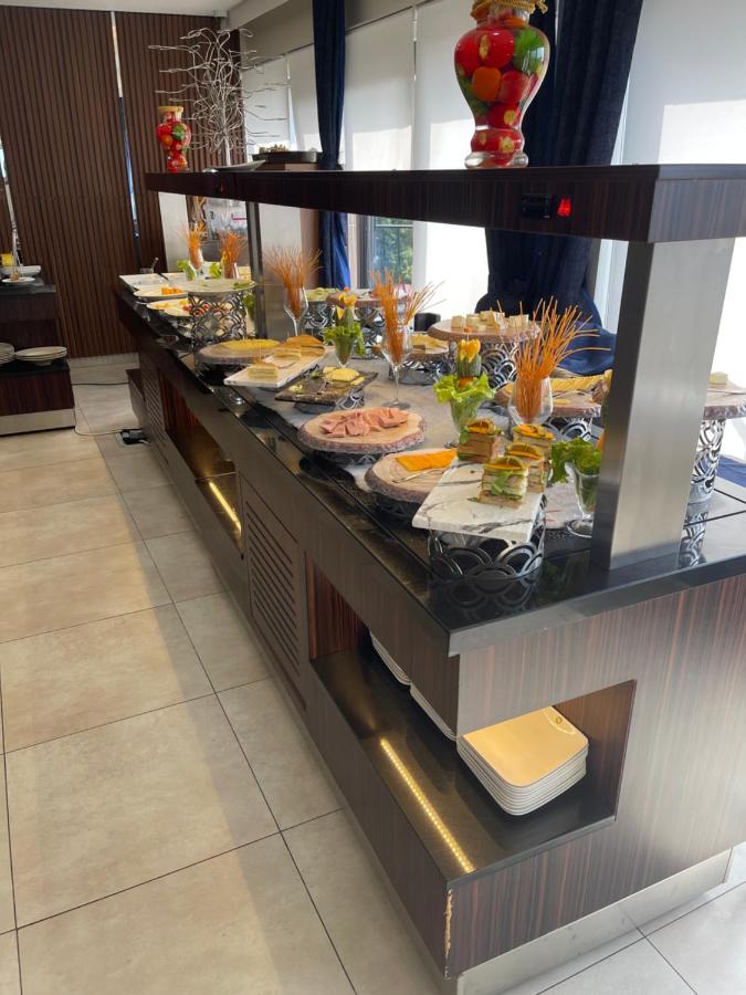 Souare Premium Hotel 코나크리 외부 사진